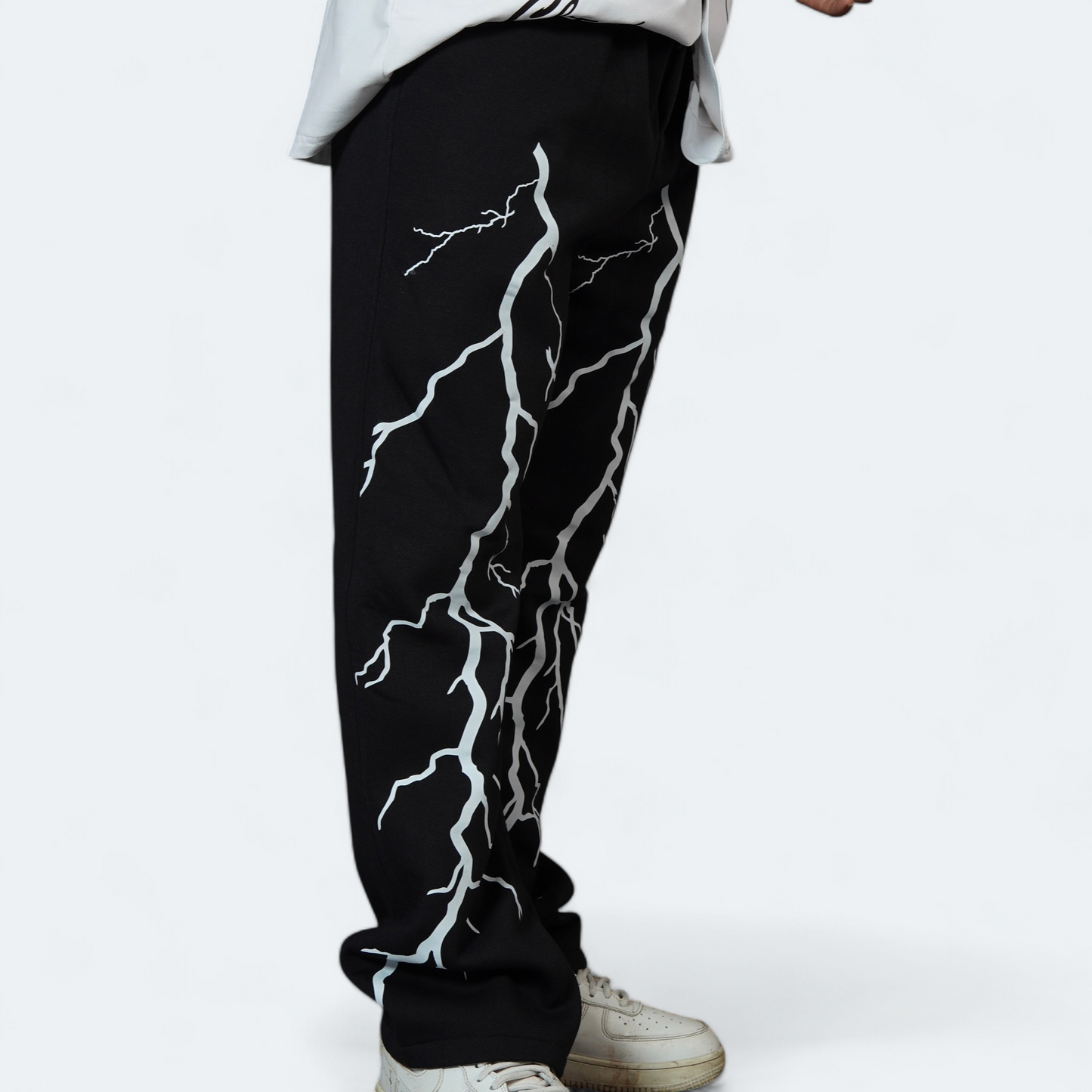 Thunder Straight Baggy Pants – Oversized Streetwear by Vintage Drip