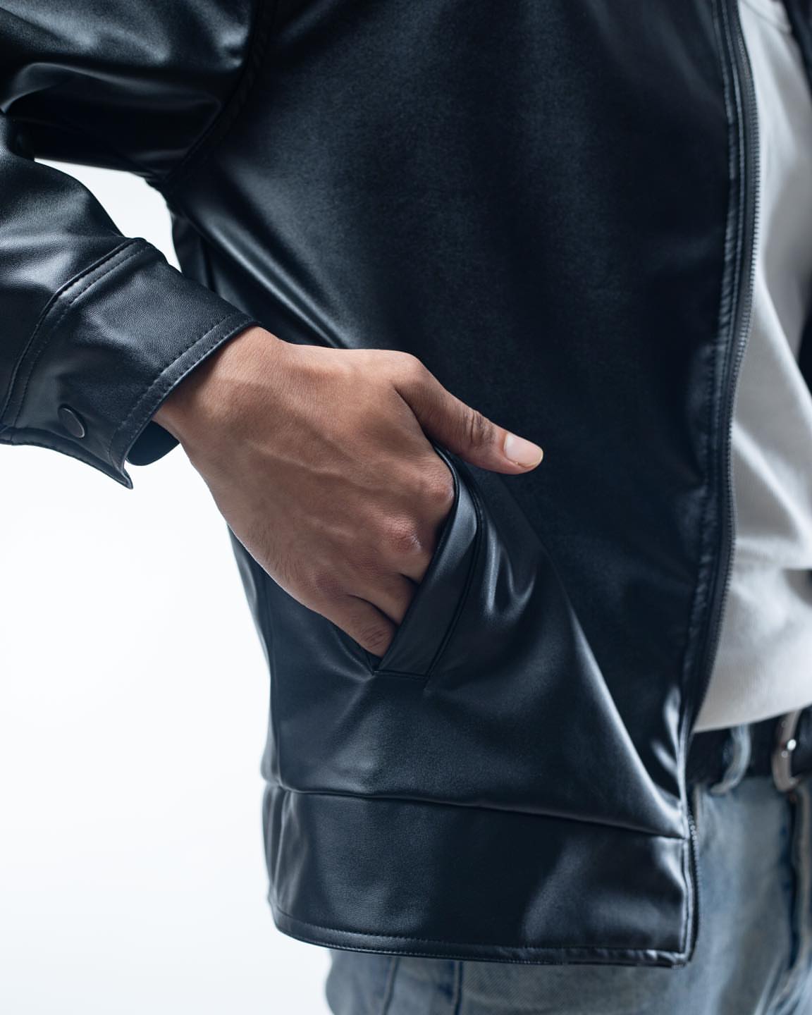 Premium Black Leather Jacket – Classic Fit