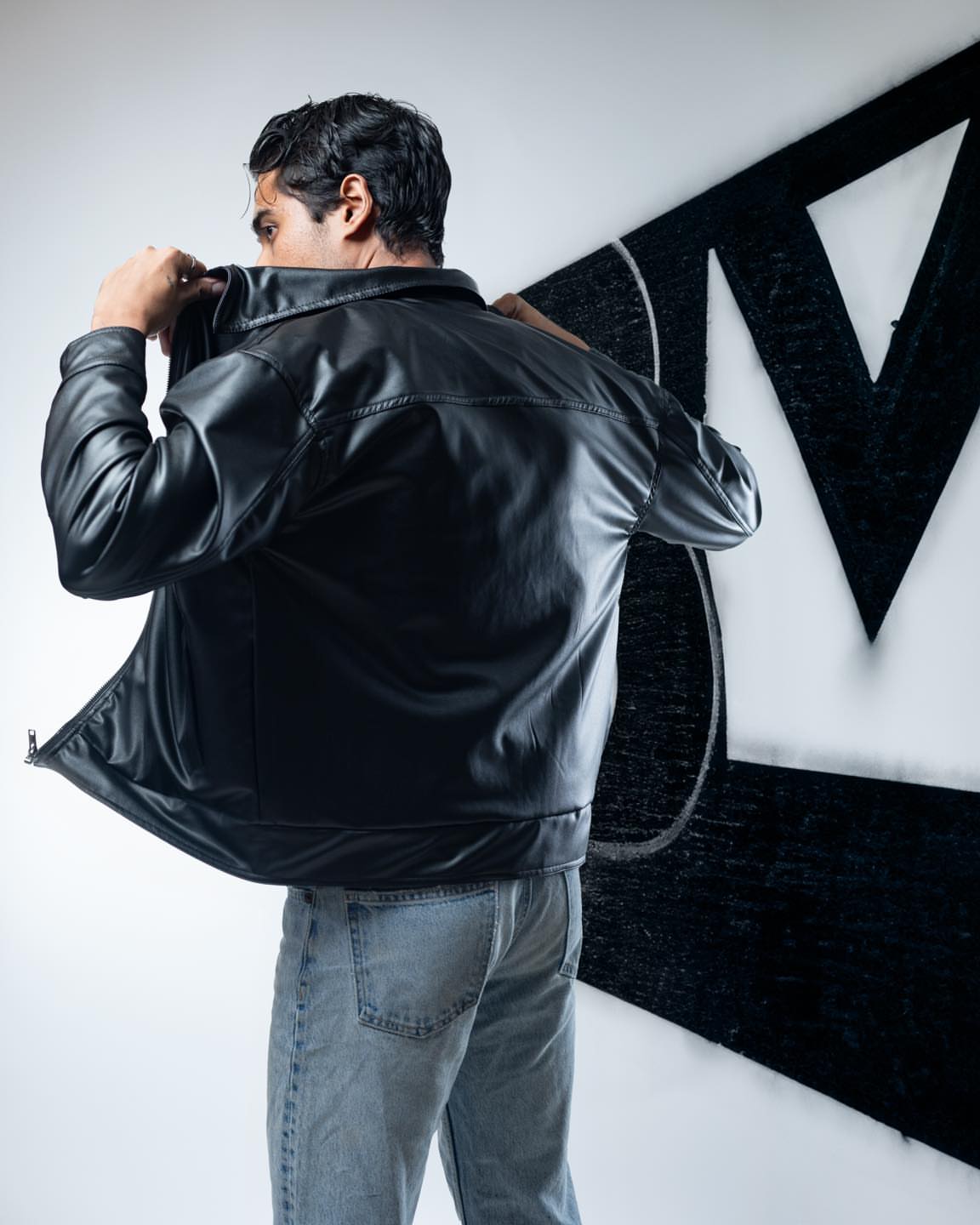 Premium Black Leather Jacket – Classic Fit