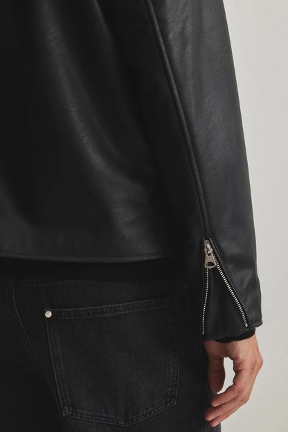 Black Boxy Cropped Faux Leather Jacket – Unisex Streetwear | Vintage Drip